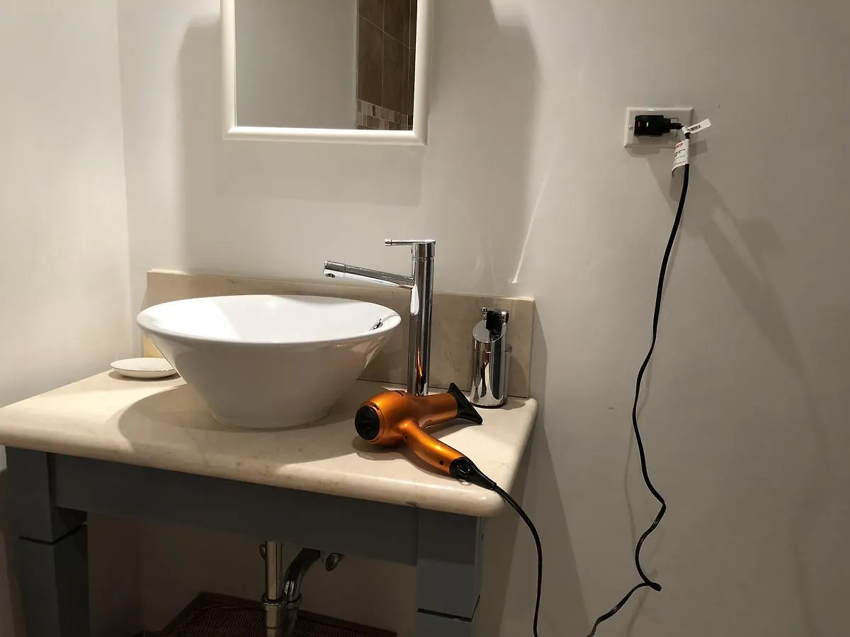 Brownes Condominium 1 Bridgetown Aparthotel
