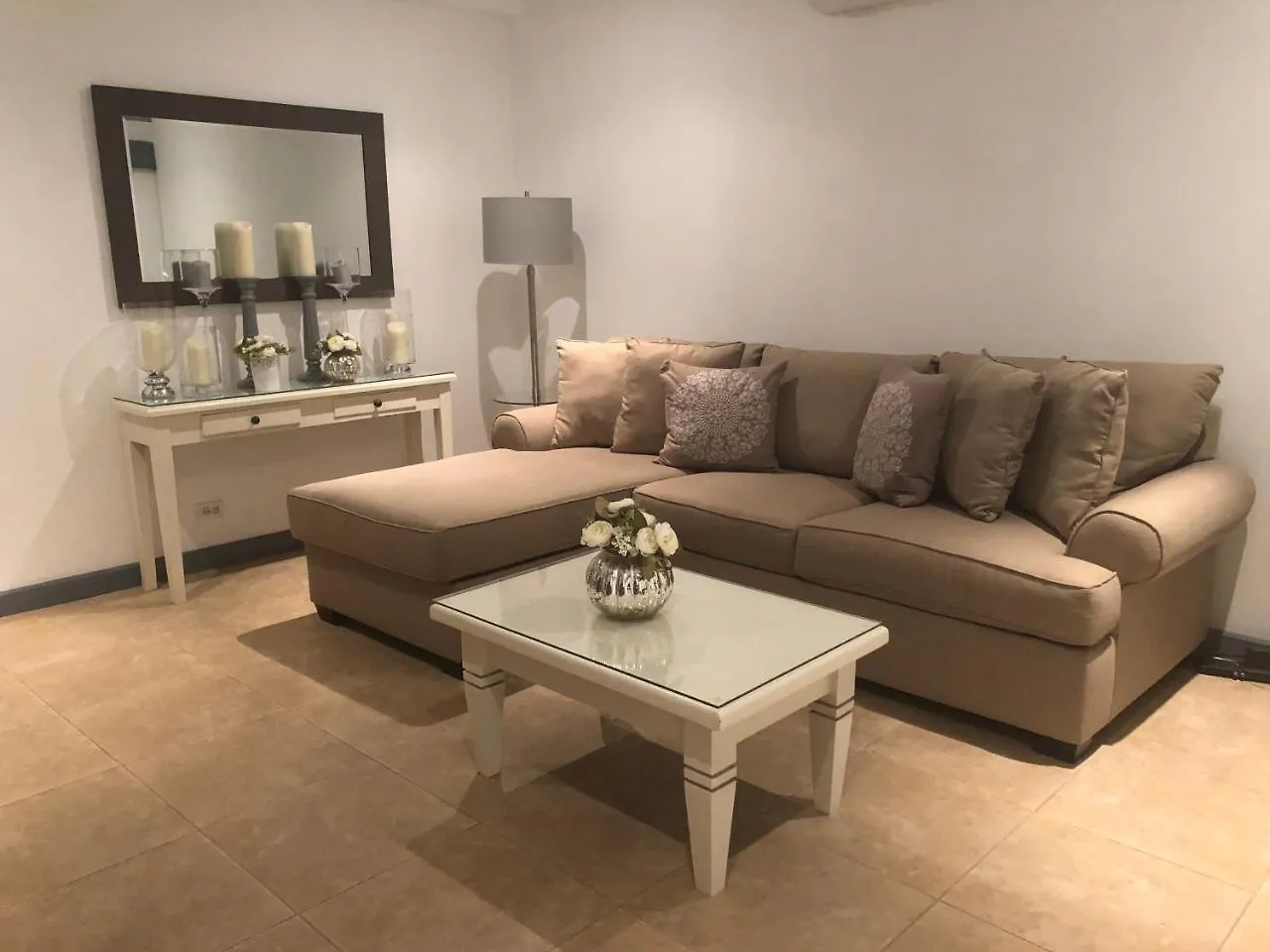 Aparthotel Brownes Condominium 1 Bridgetown