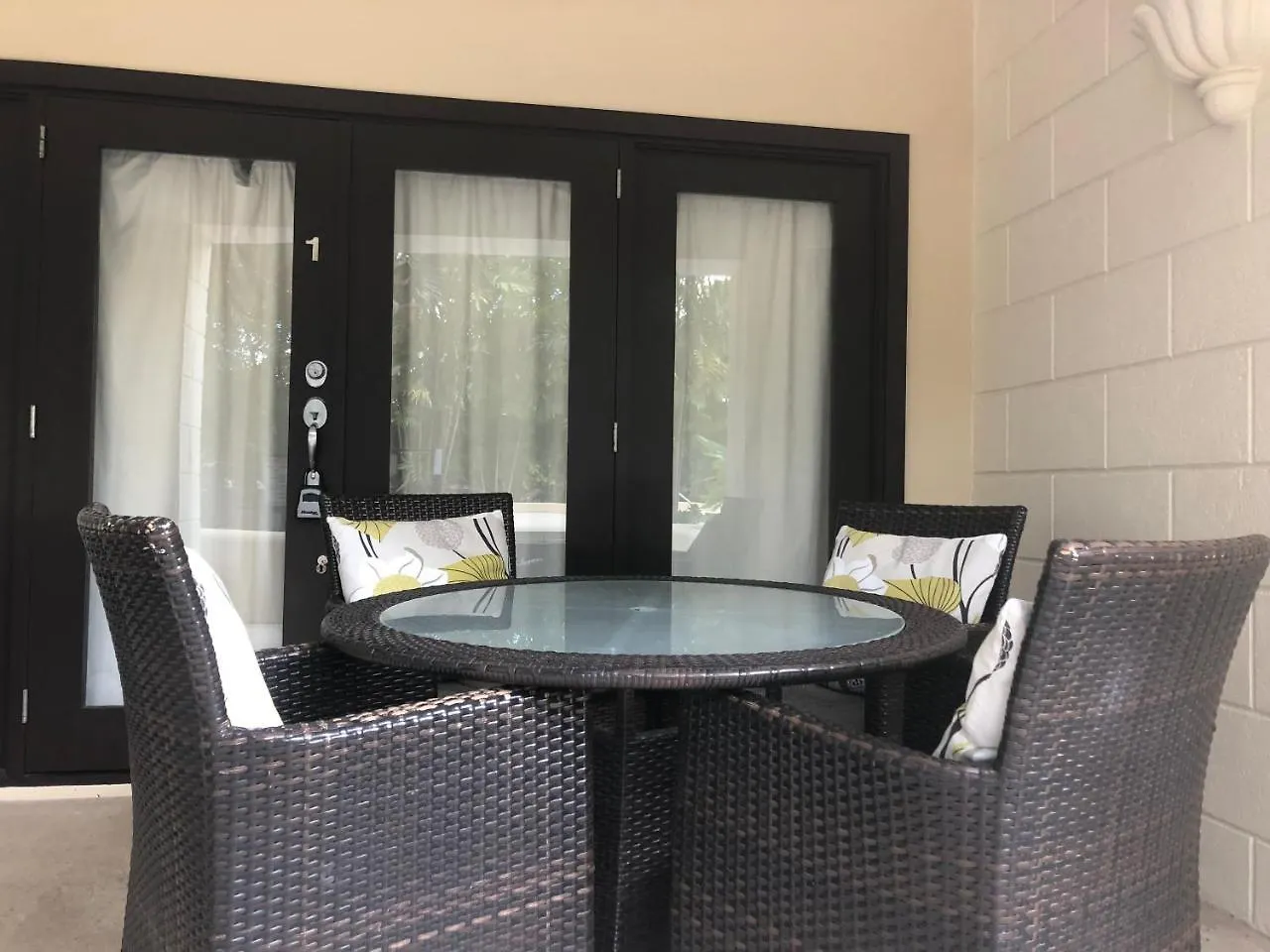 Aparthotel Brownes Condominium 1 Bridgetown